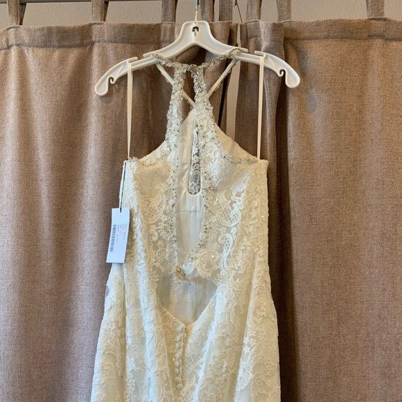 NWT Lace Wedding Dress by Kitty Chen - Picture 7 of 7